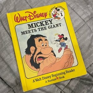 Disney 1986 Fun-To-Read Vol. 1: Mickey Meets the Giant Vintage Hardback